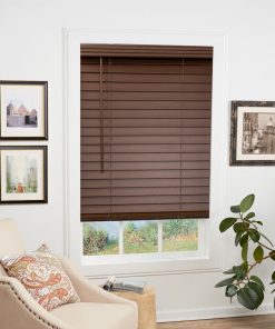 Lắp đặt rèm nhựa giả gỗ tại TPHCM